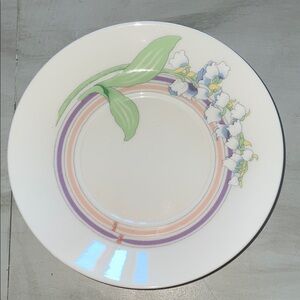 Jay Tang 6” ultra bone china lily of the valley saucer
